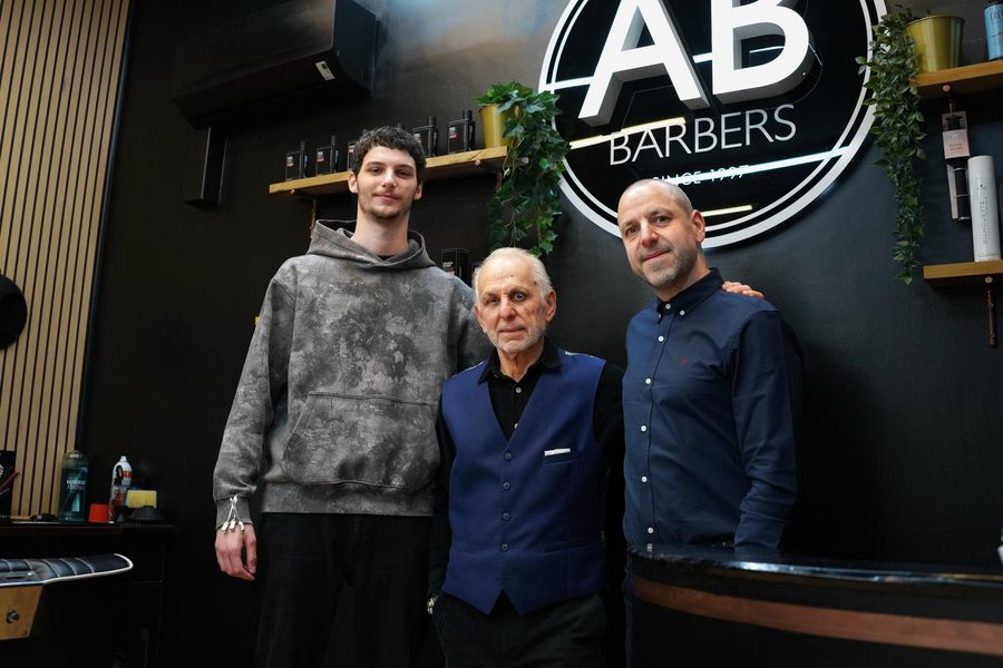 AB Barbers — photograph 18 by Andrew Recchia