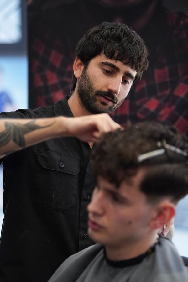 Antonio's Male Grooming — photograph 13 by Andrew Recchia