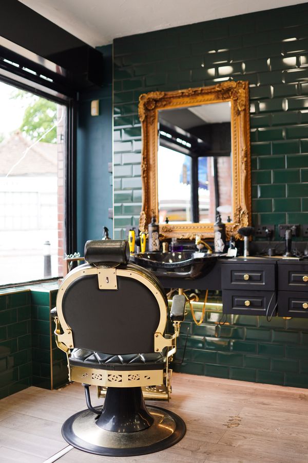 Groom Barbers — Lingfield — photograph 15 by Andrew Recchia